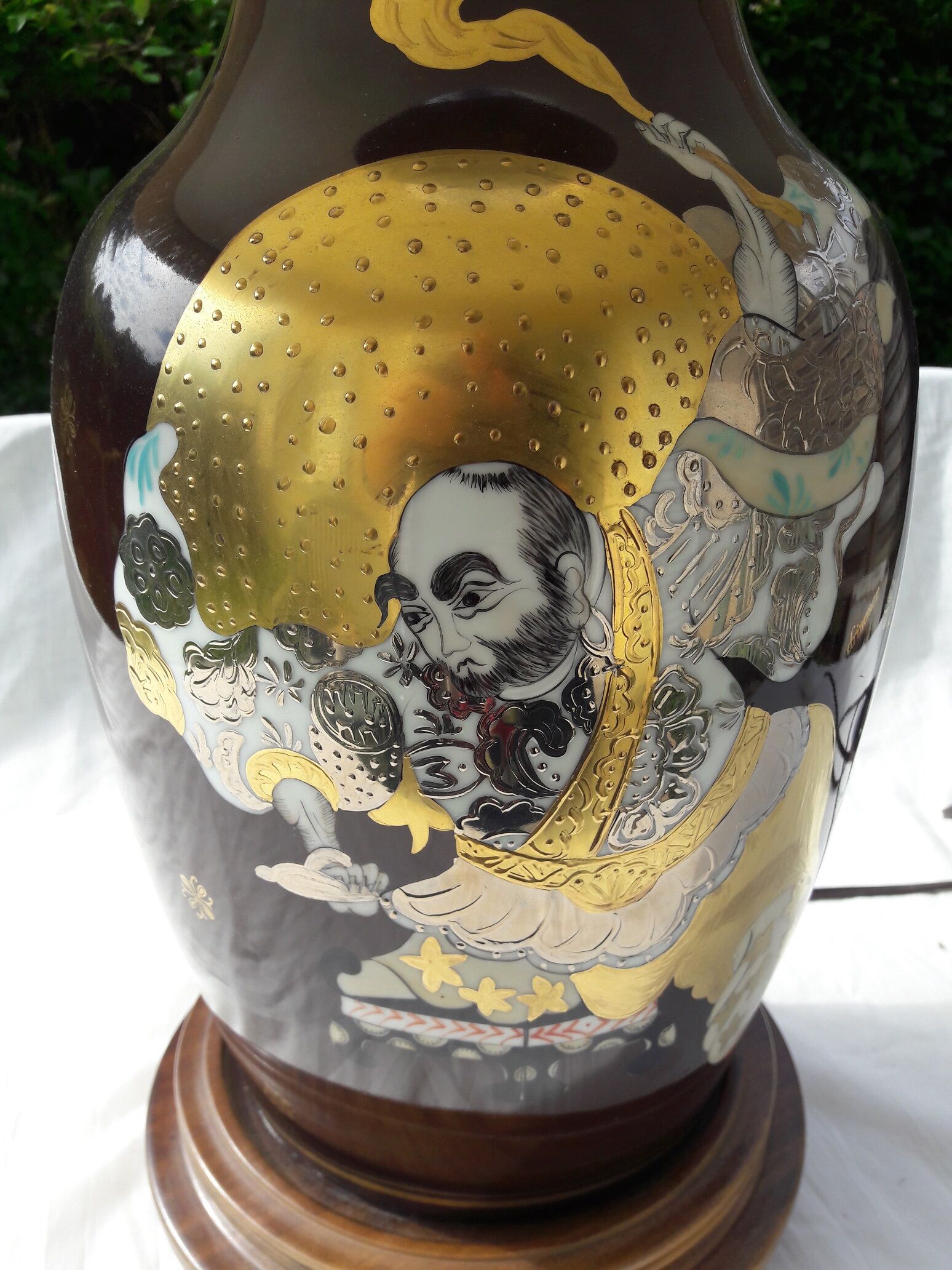 Porcelain lamp décor by Drimmer