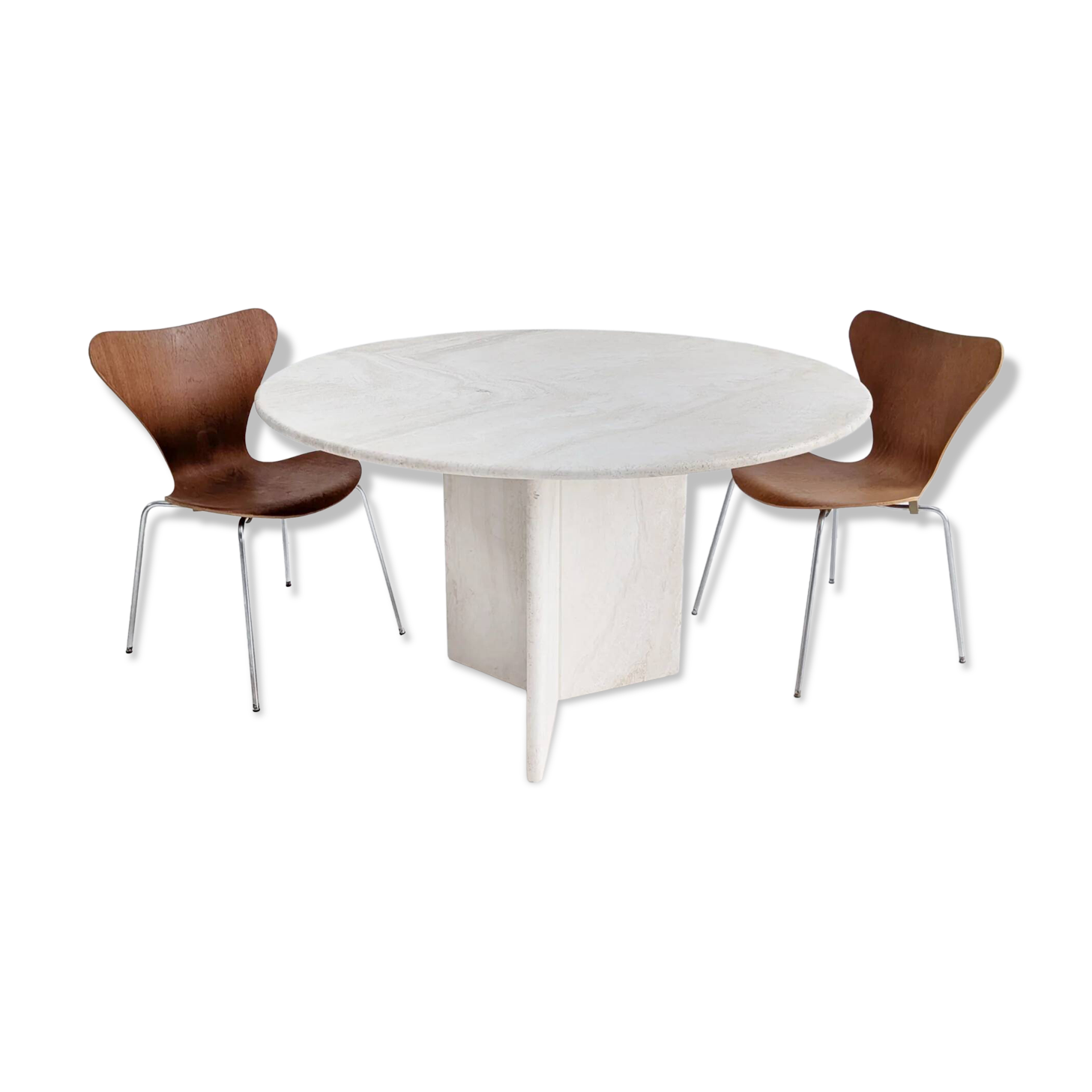 Round dining table in travertine from the 1980s.
