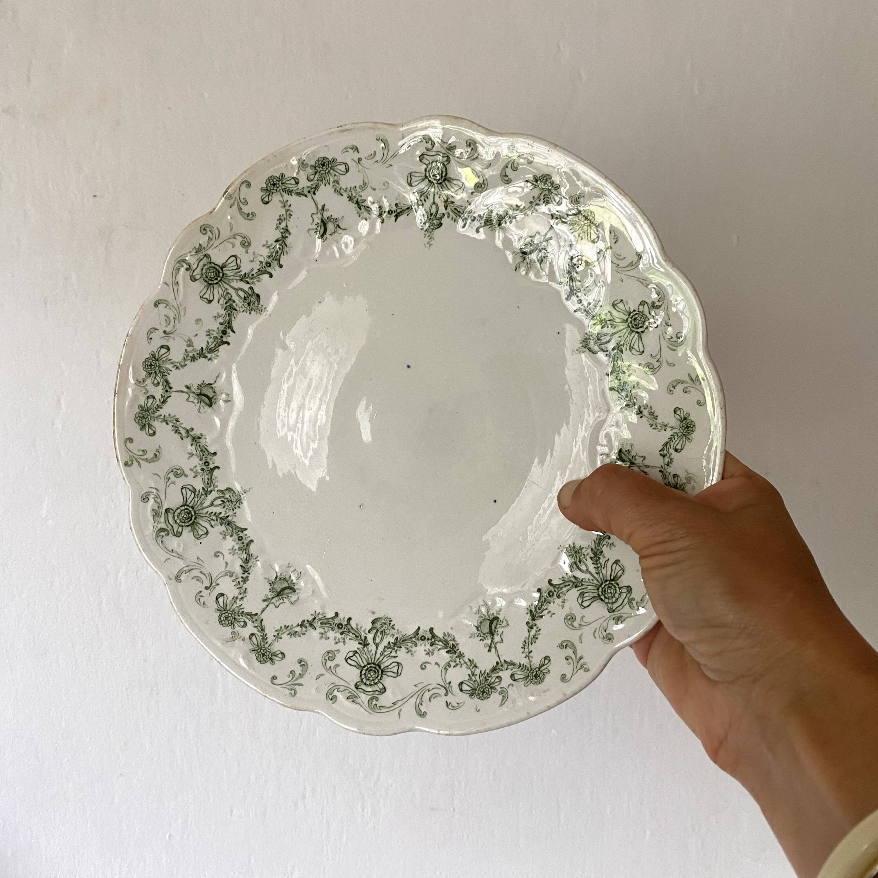 Standing dish, English porcelain compotier Ridgway