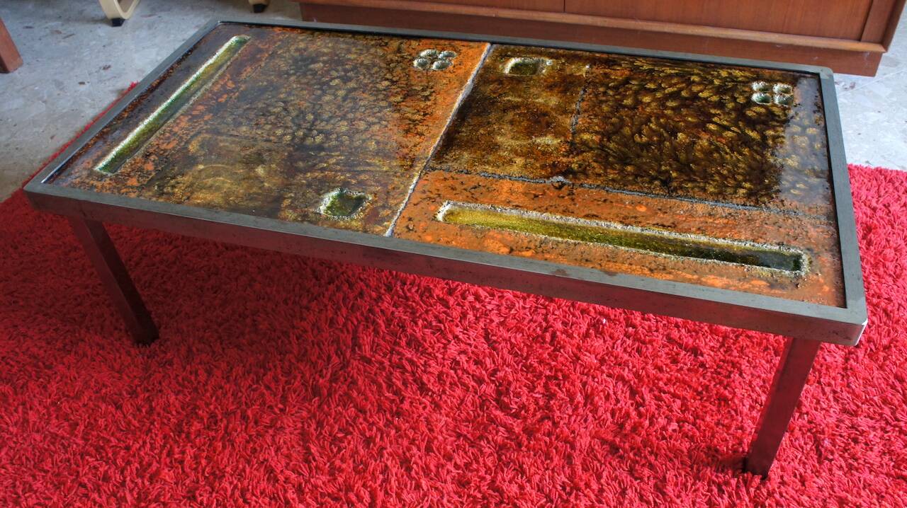 Coffee table by Robert and Jean Cloutier in steel and enameled lava stone Vintage 1950