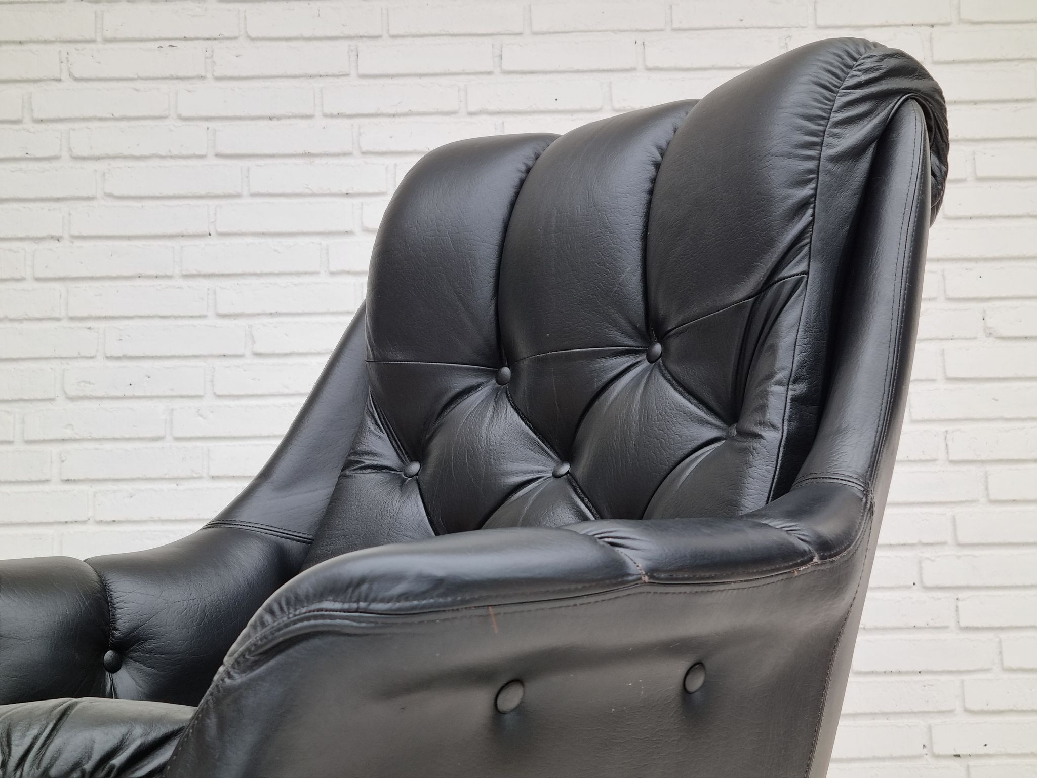 Fauteuil en cuir pivotant danois vintage
