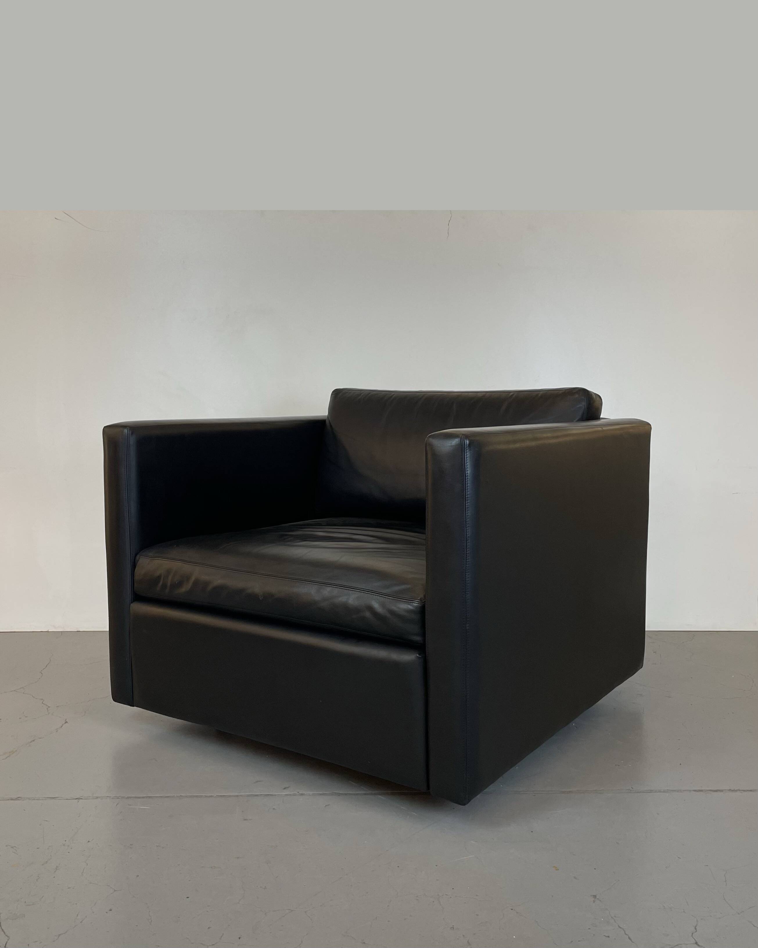 Pair of Black Leather Cube Club-Chairs by Charles Pfister for Knoll, 1980s