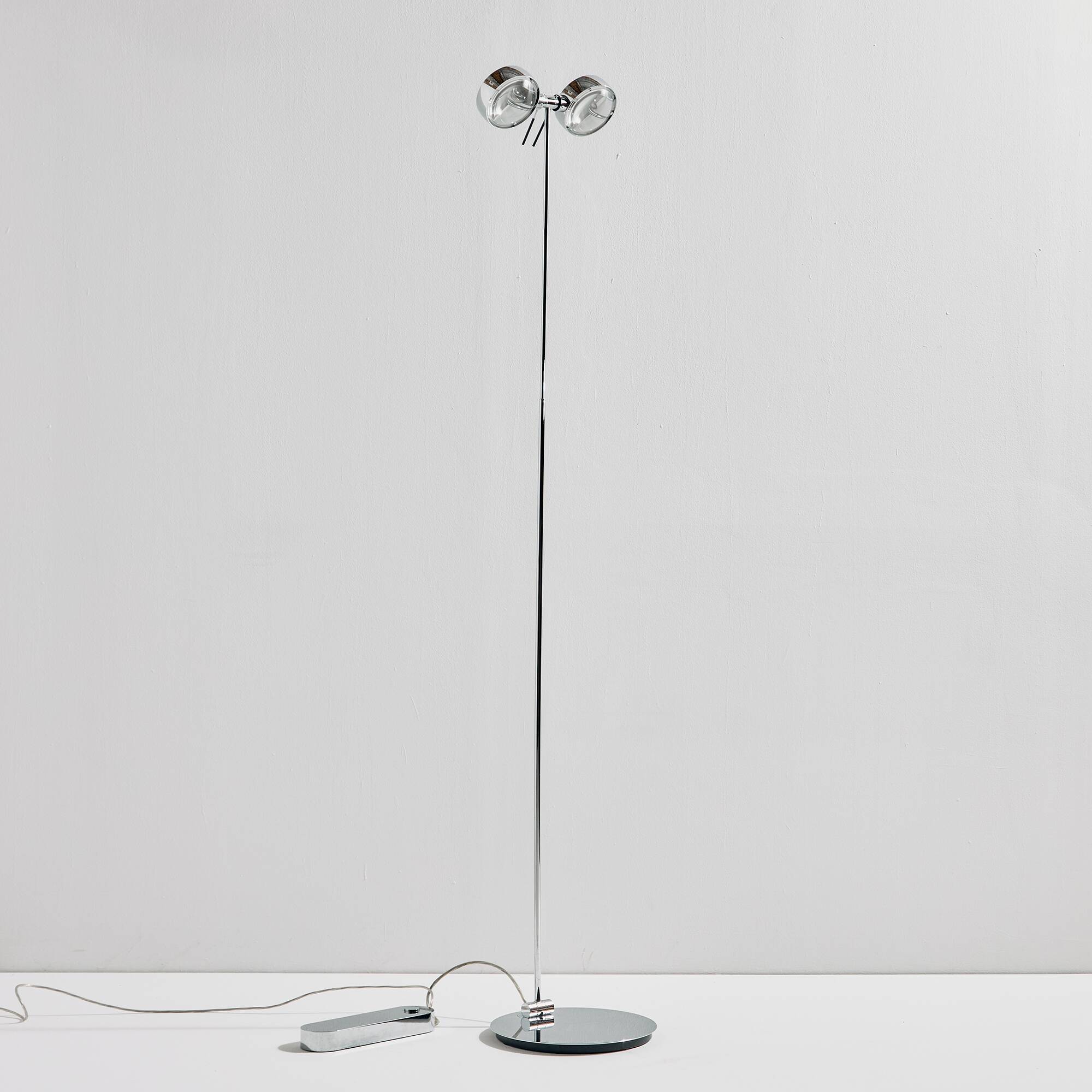 Sento terra floor lamp by Axel Meise & Christoph Kügler for Occhio