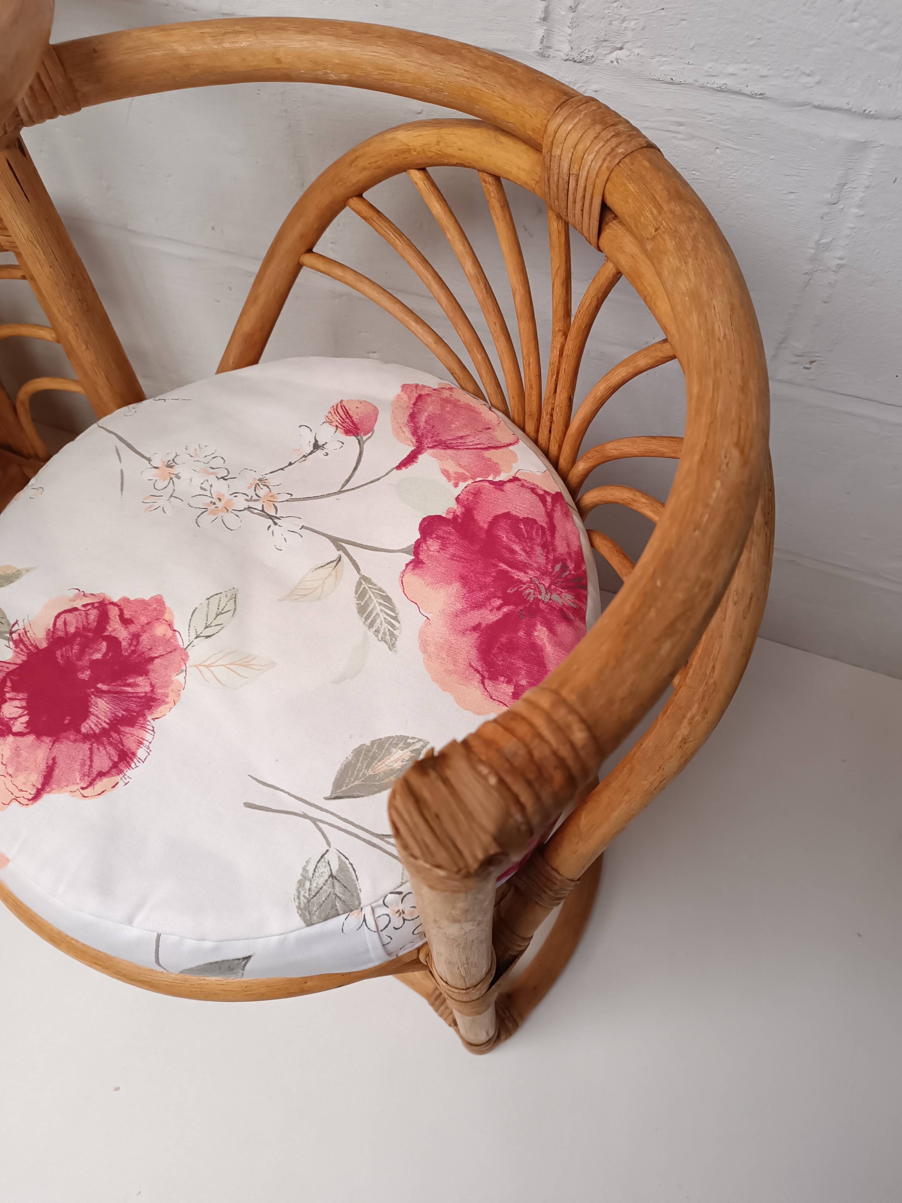 Vintage rattan table and chairs set
