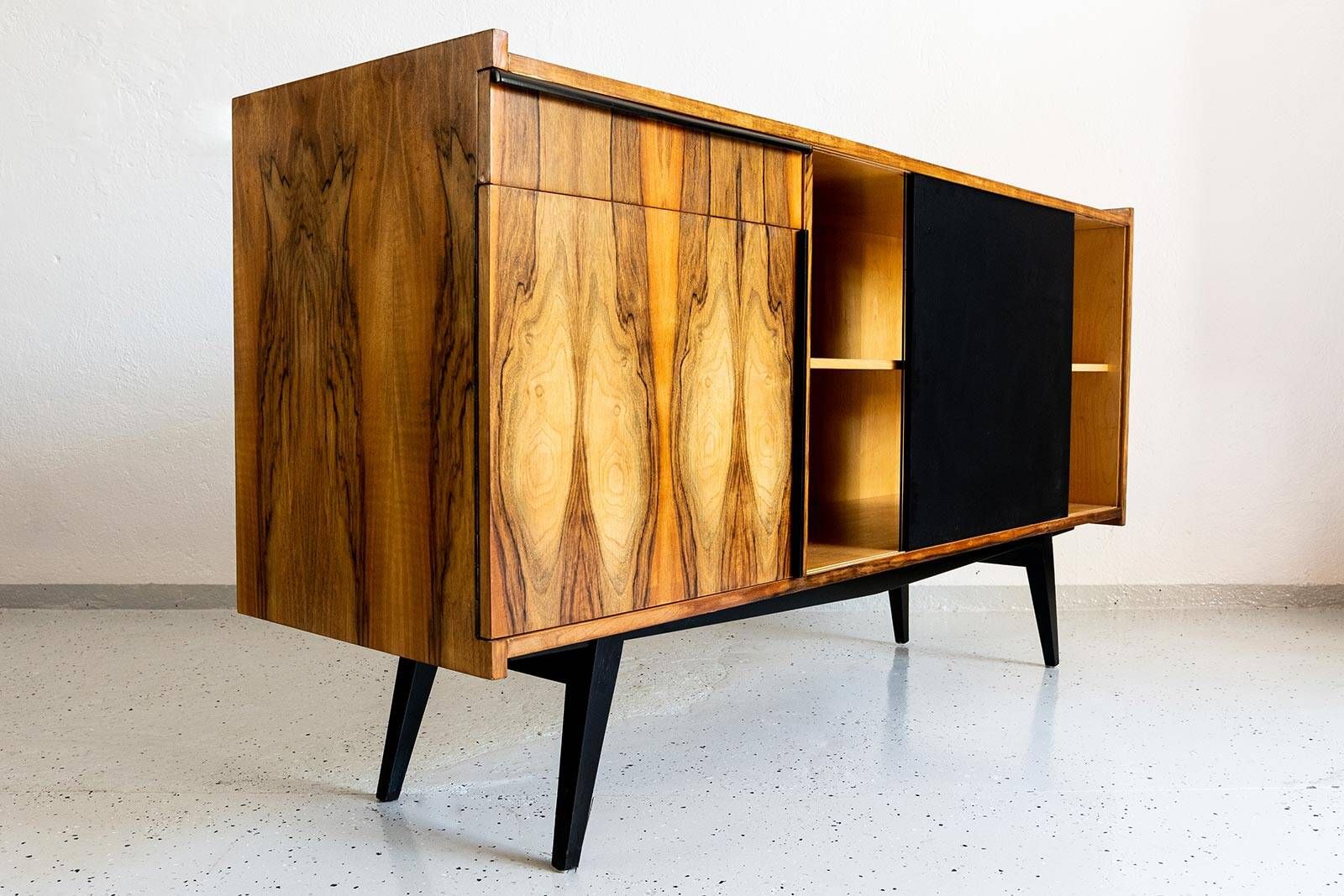 Buffet vintage, Pologne, années 1970