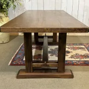 Table style monastère en orme, années 1970