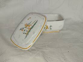 Antique butter dish in faience – Bird decoration – Late 19th / early 20th century
