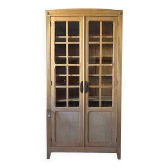 Vitrine parisienne ancienne