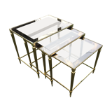 Pull-out table