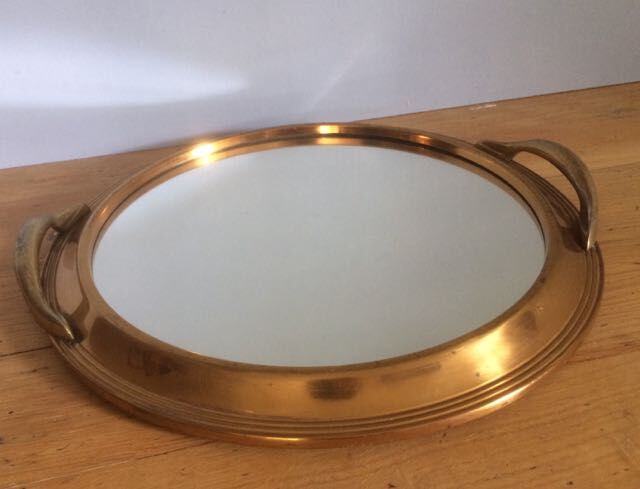 Mirror tray