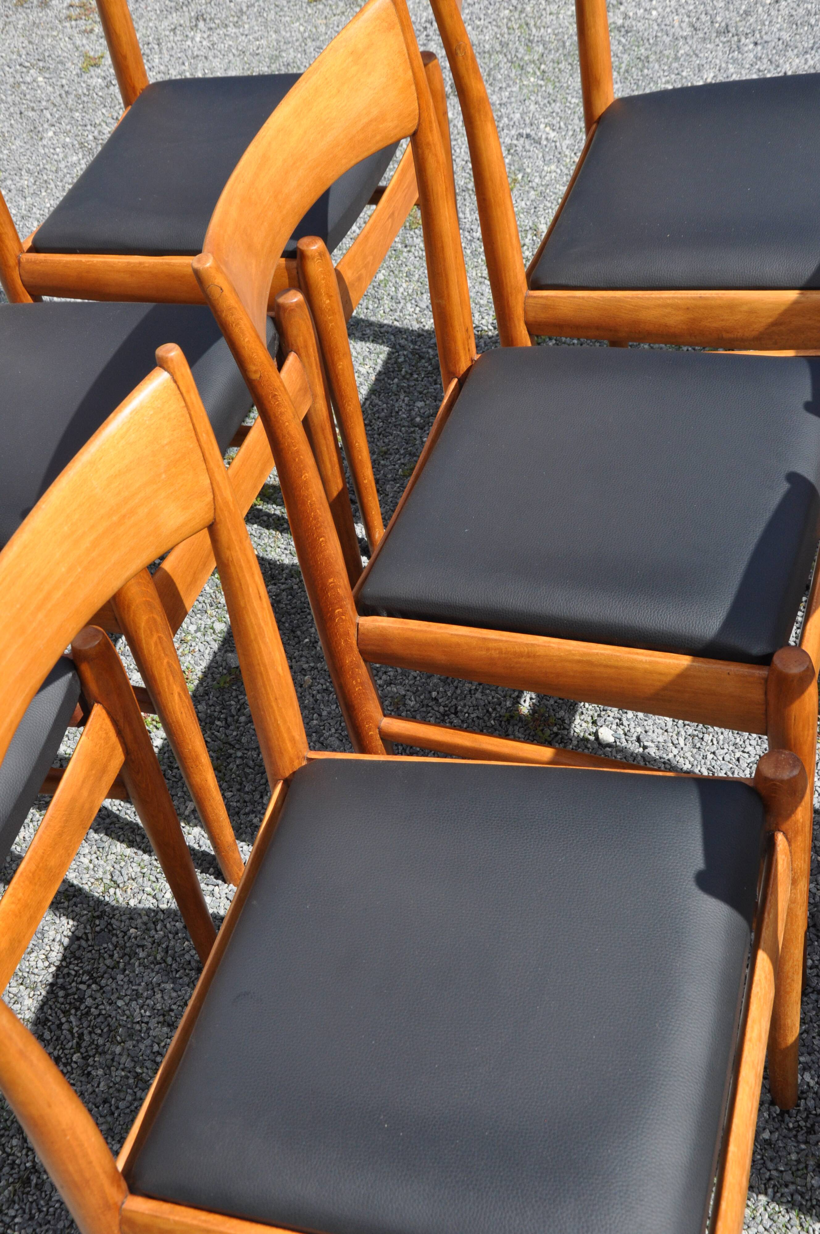 8 Scandinavian-style chairs