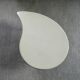 Table basse tripode, forme goutte d'eau, années 60