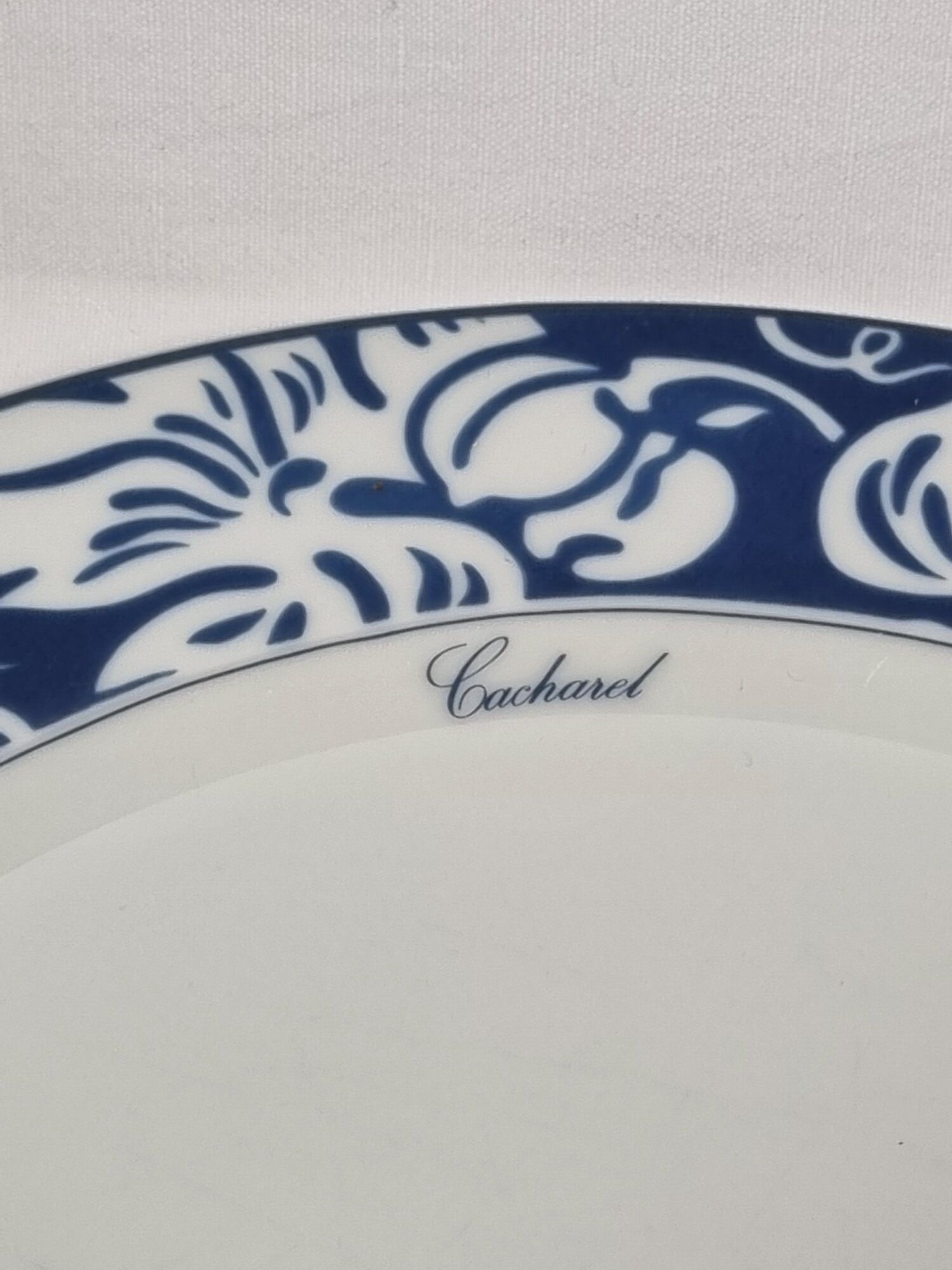 Set of six plates "Cacharel" porcelain with floral decoration, 27 cm