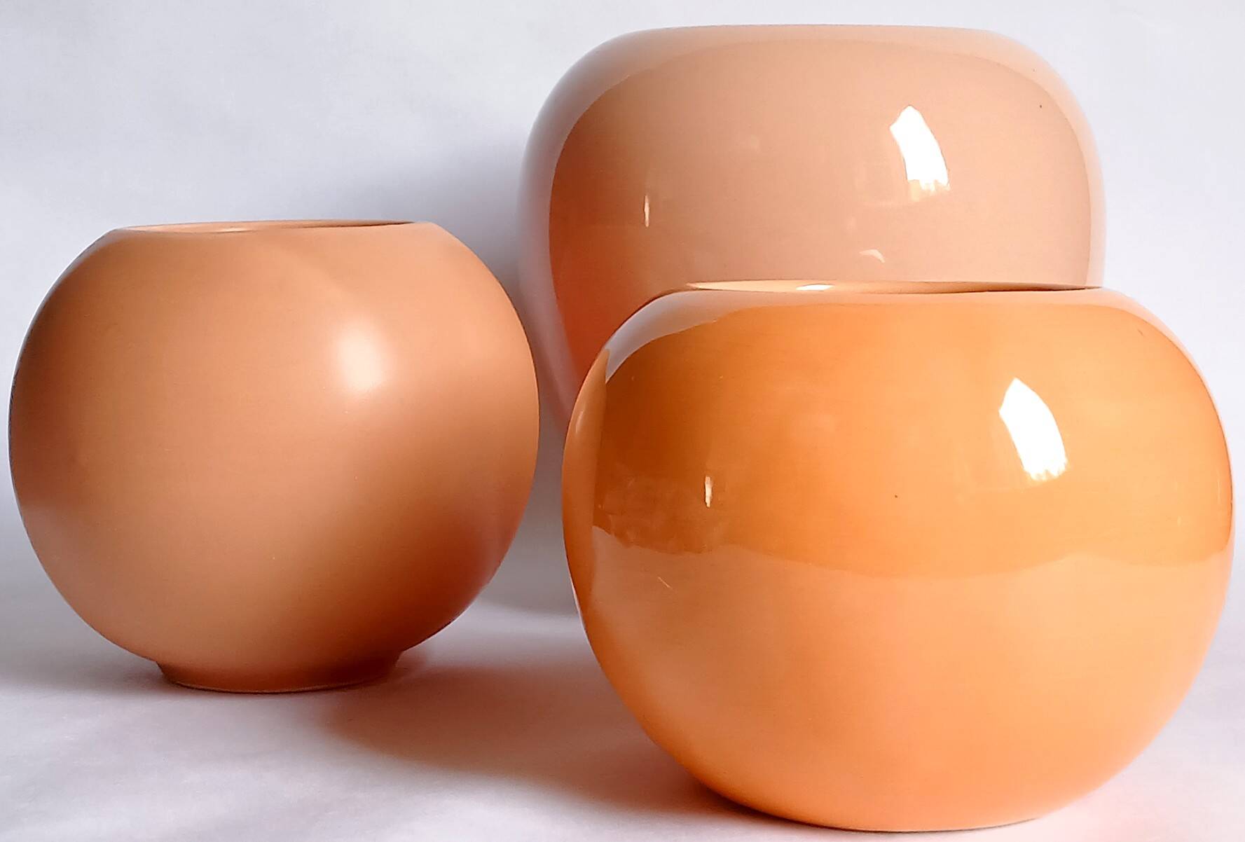 Set de 3 vases boules en céramique émaillée