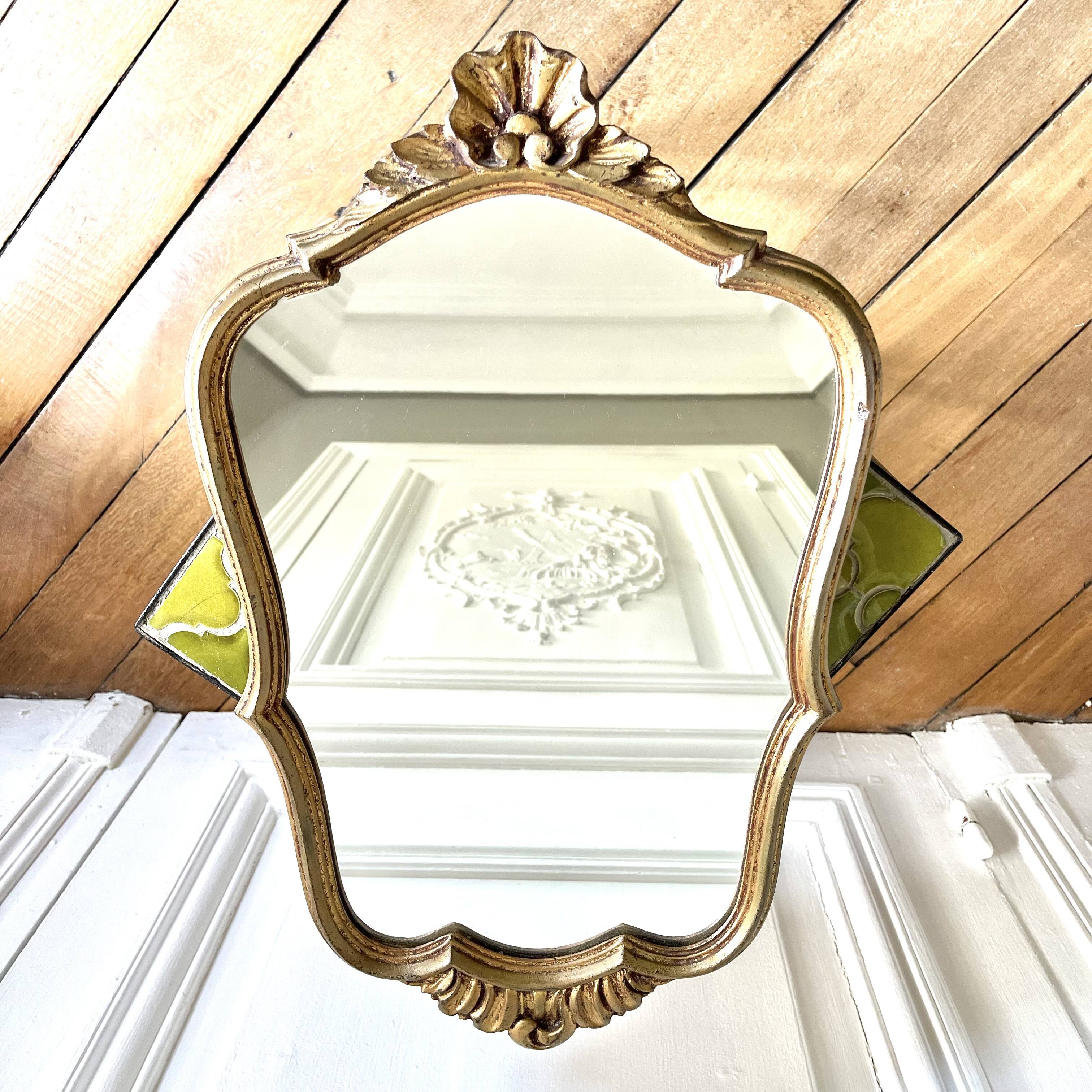 Miroir rocaille style Louis XV doré , 50 x 31 cm
