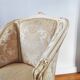 Fauteuil ancien bergère style Louis XV patiné