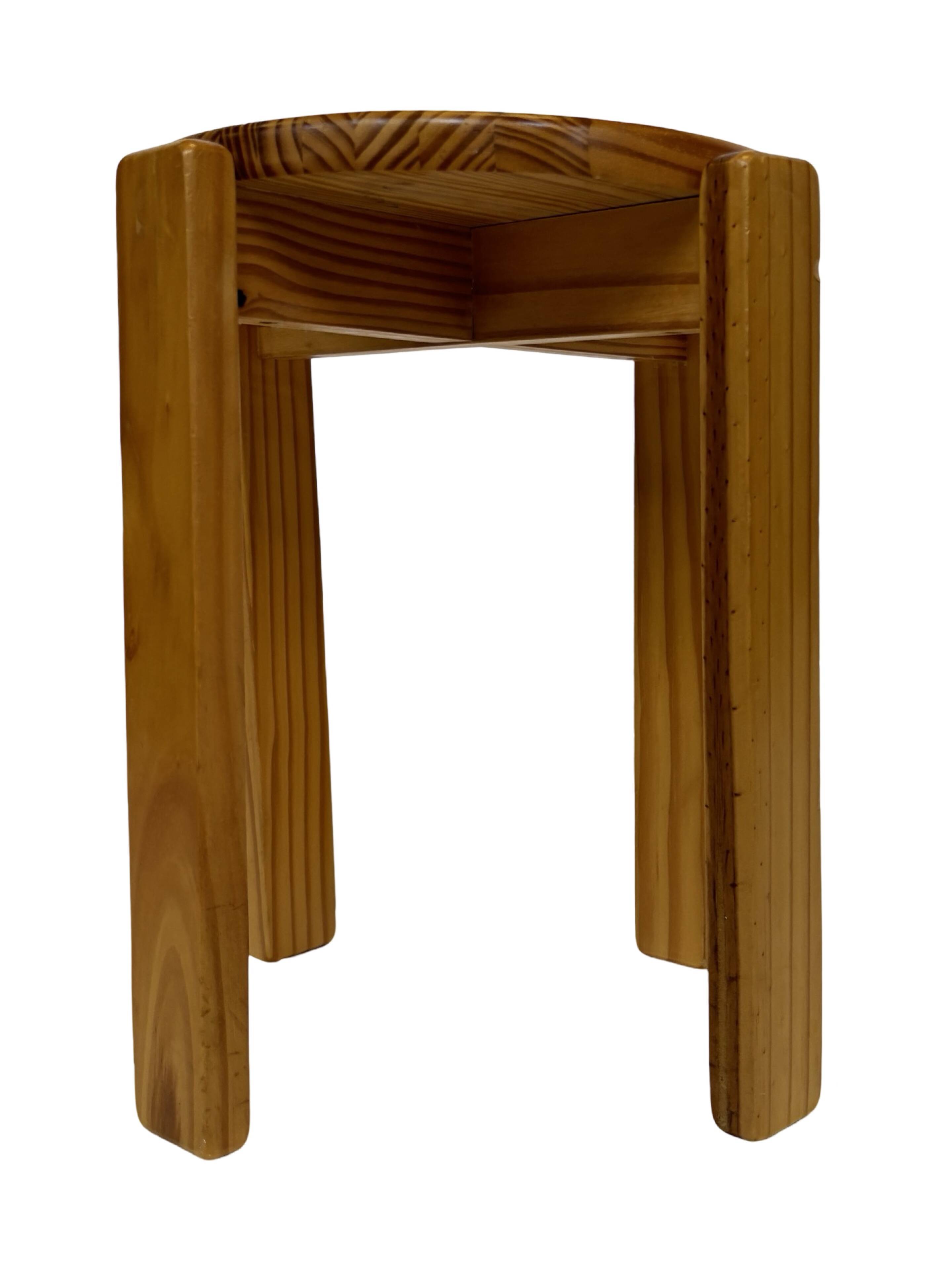 Mid century pinewood stool, 1960s minimalistic design