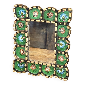 Peruvian melie in wood and glass