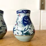 Enamelled ceramic salt and pepper