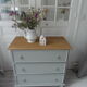 Commode 3 tiroirs vert de gris, plateau bois