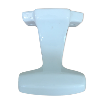 Porcelain hook