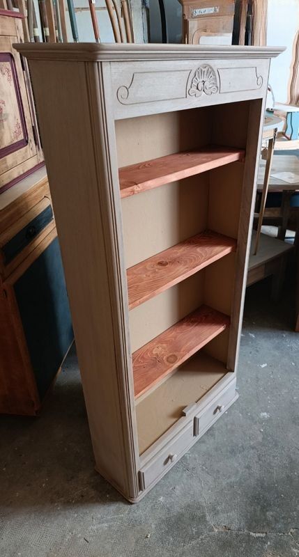 "Déliséa" shelf