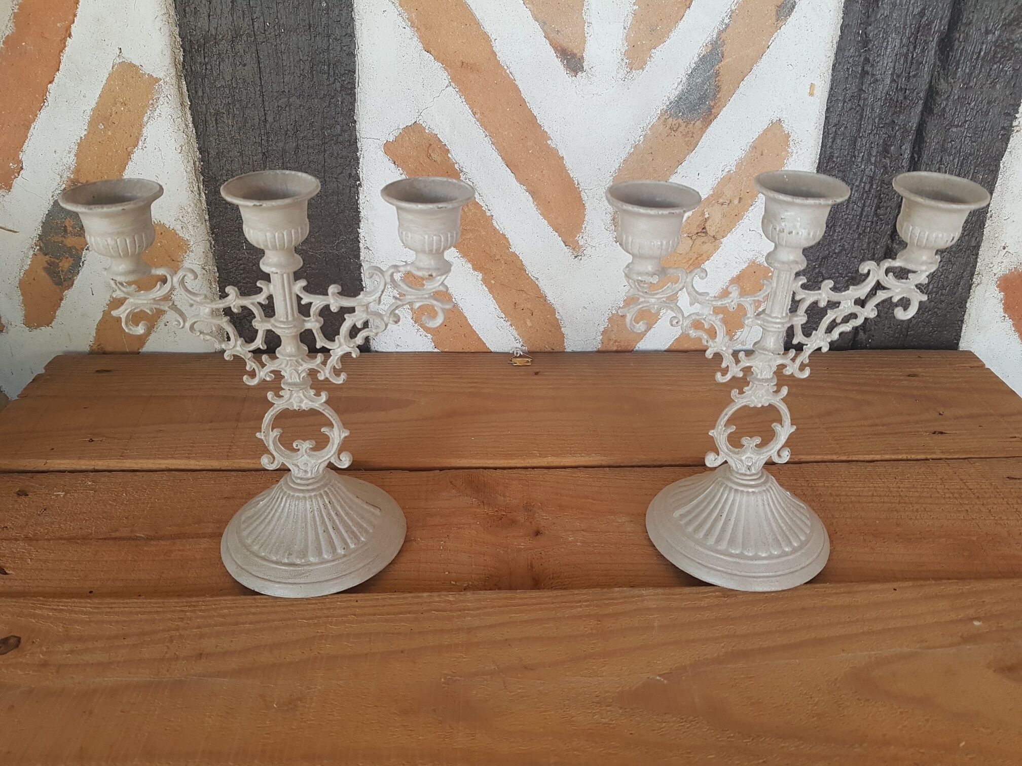 Pair candlesticks candlesticks 3 fires patina linen