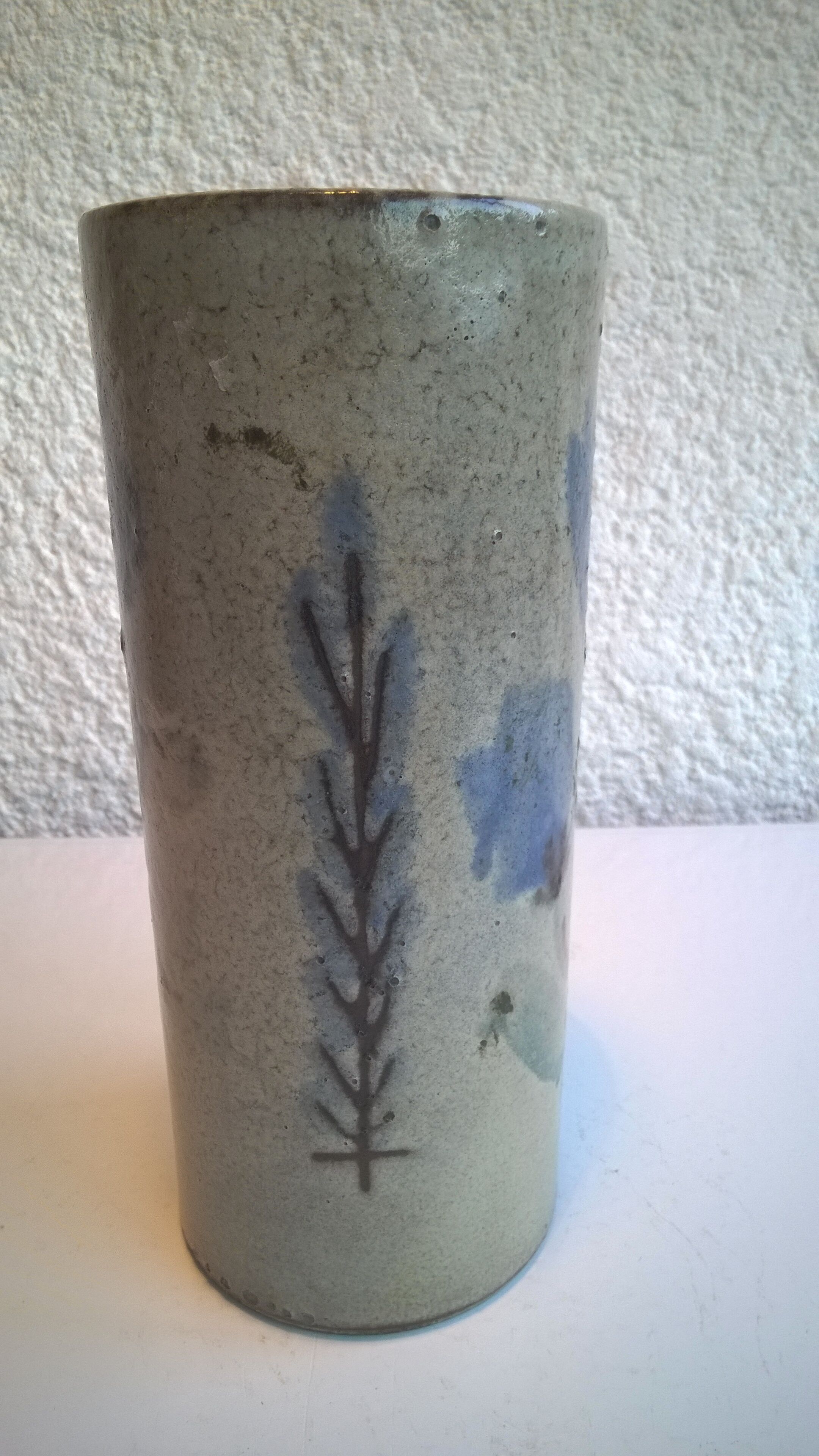 Vallauris roll vase
