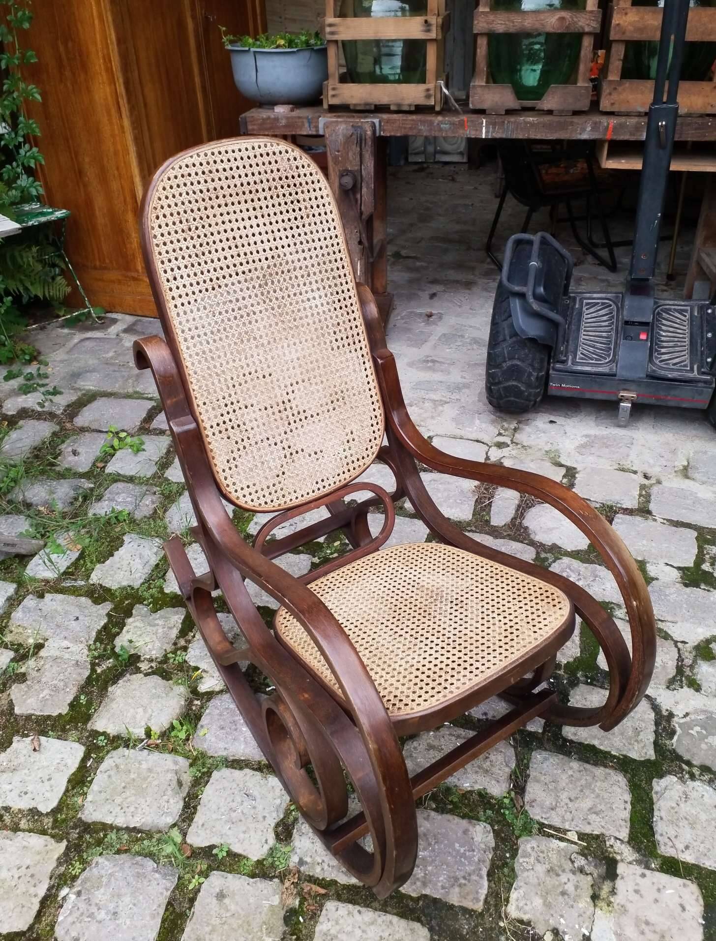 Rocking chair