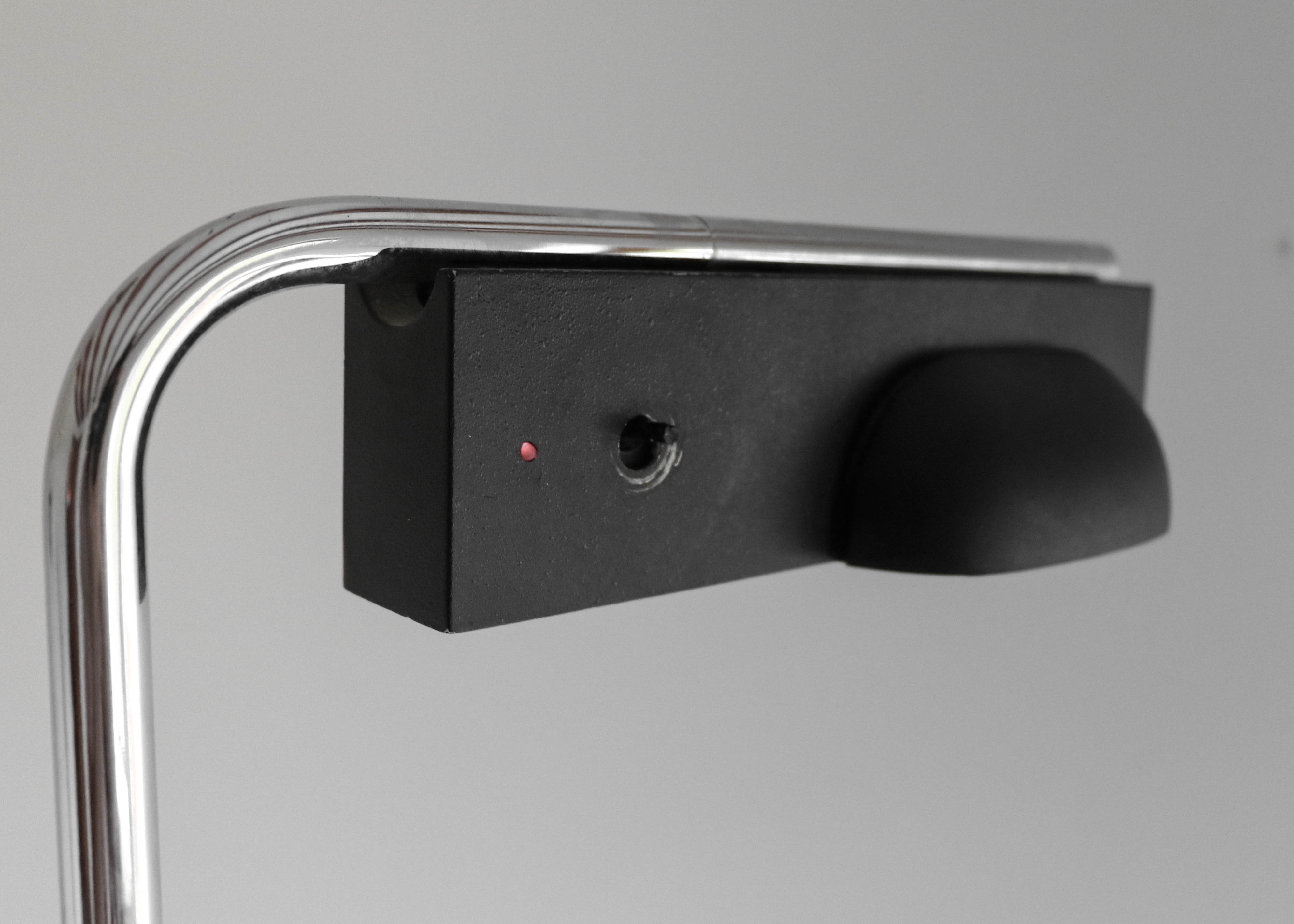 Ernesto Gismondi, Camera Terra lamppost, Artemide, 1980s