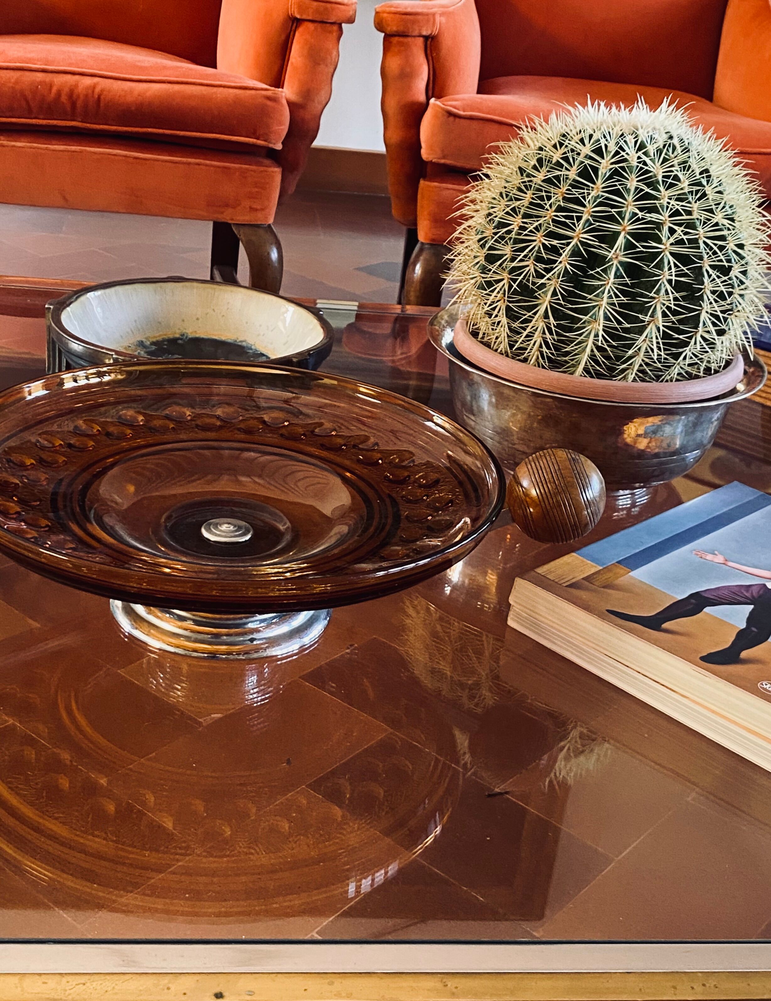 Art Deco large orange glass centerpiece / vide-poche, Italy 1940s