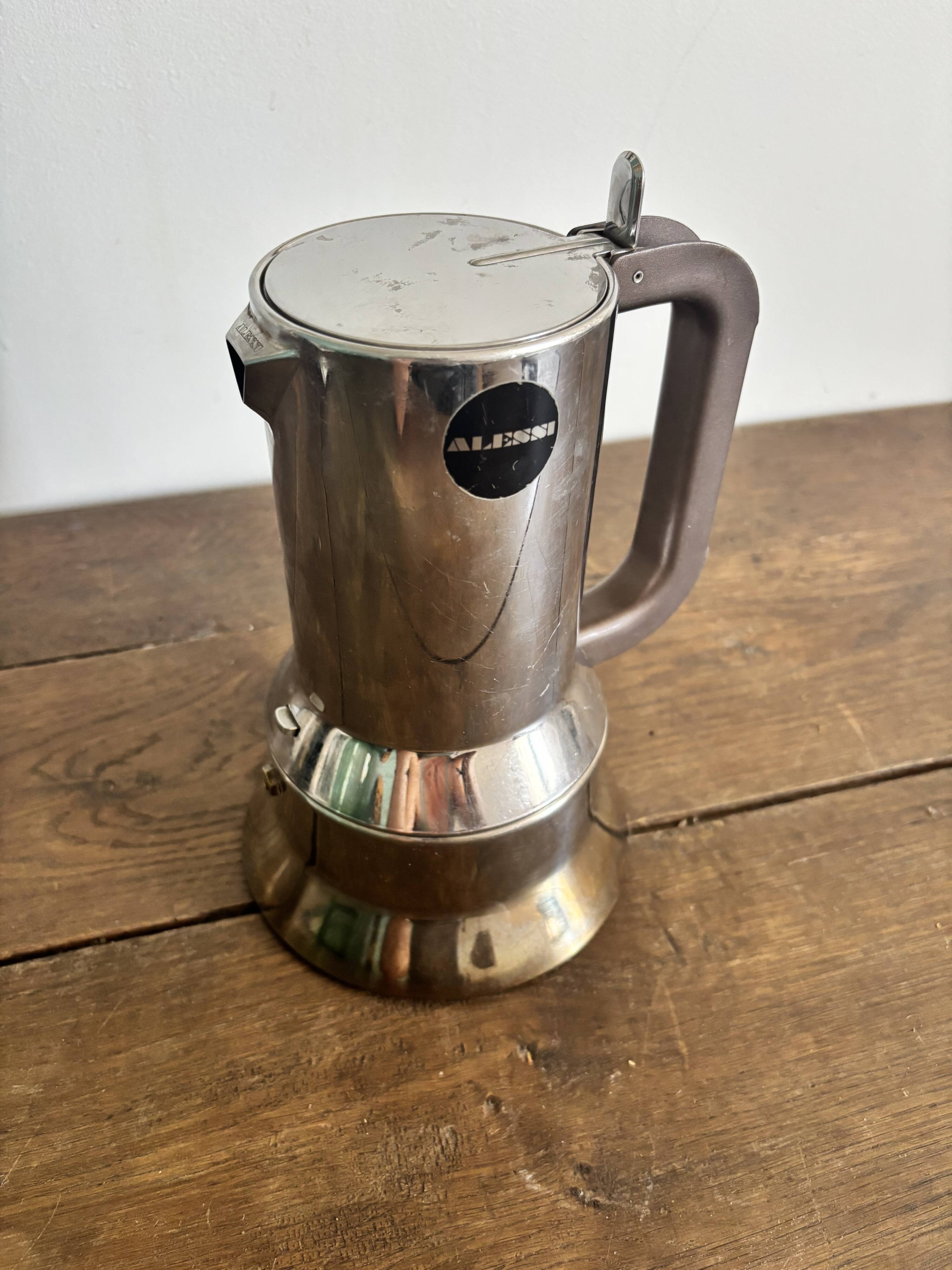 Alessi 9090 Italian coffee maker - Richard Sapper (6 cups) - Induction.