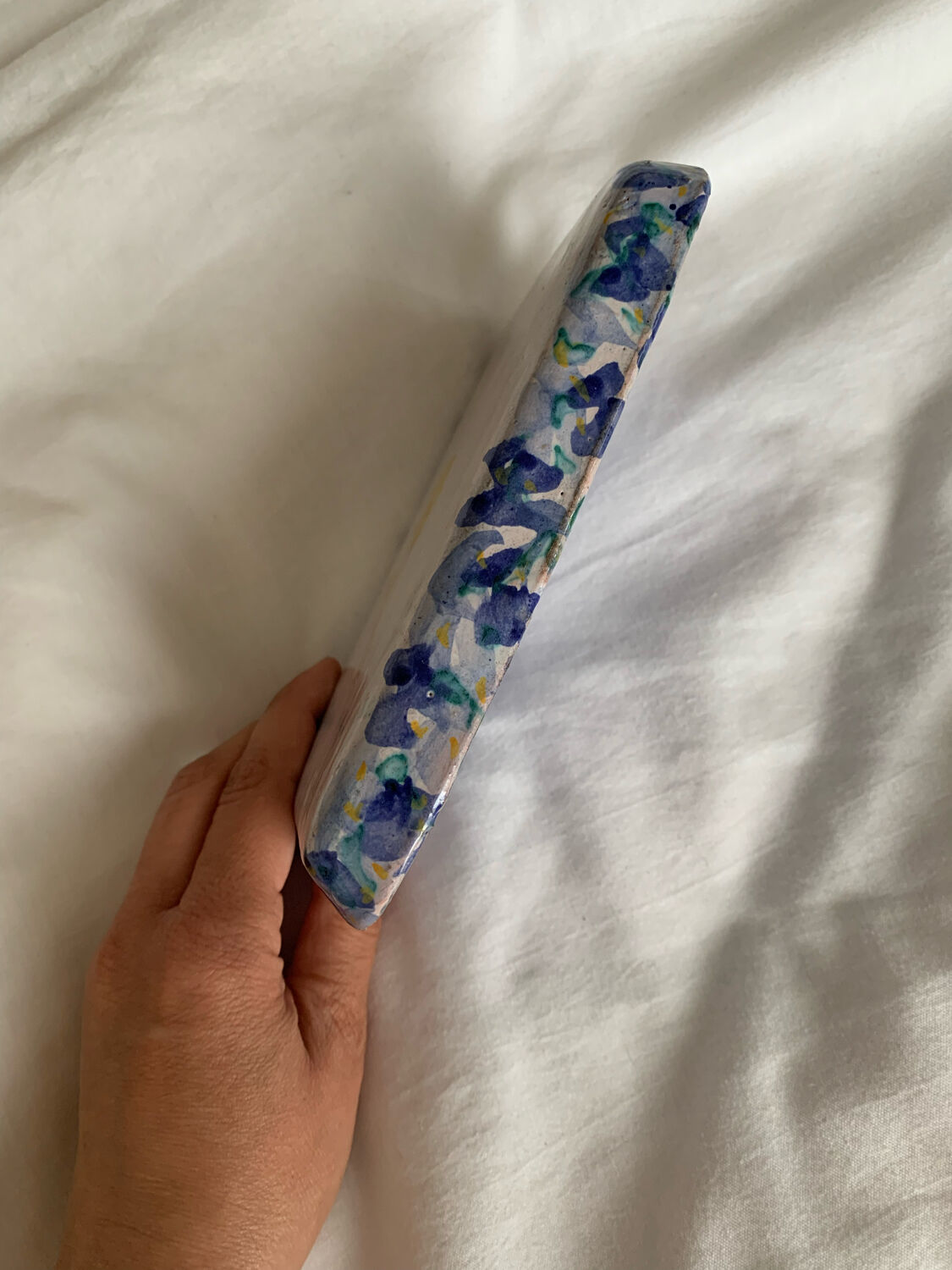 Empty floral pocket hand-painted ceramic tray