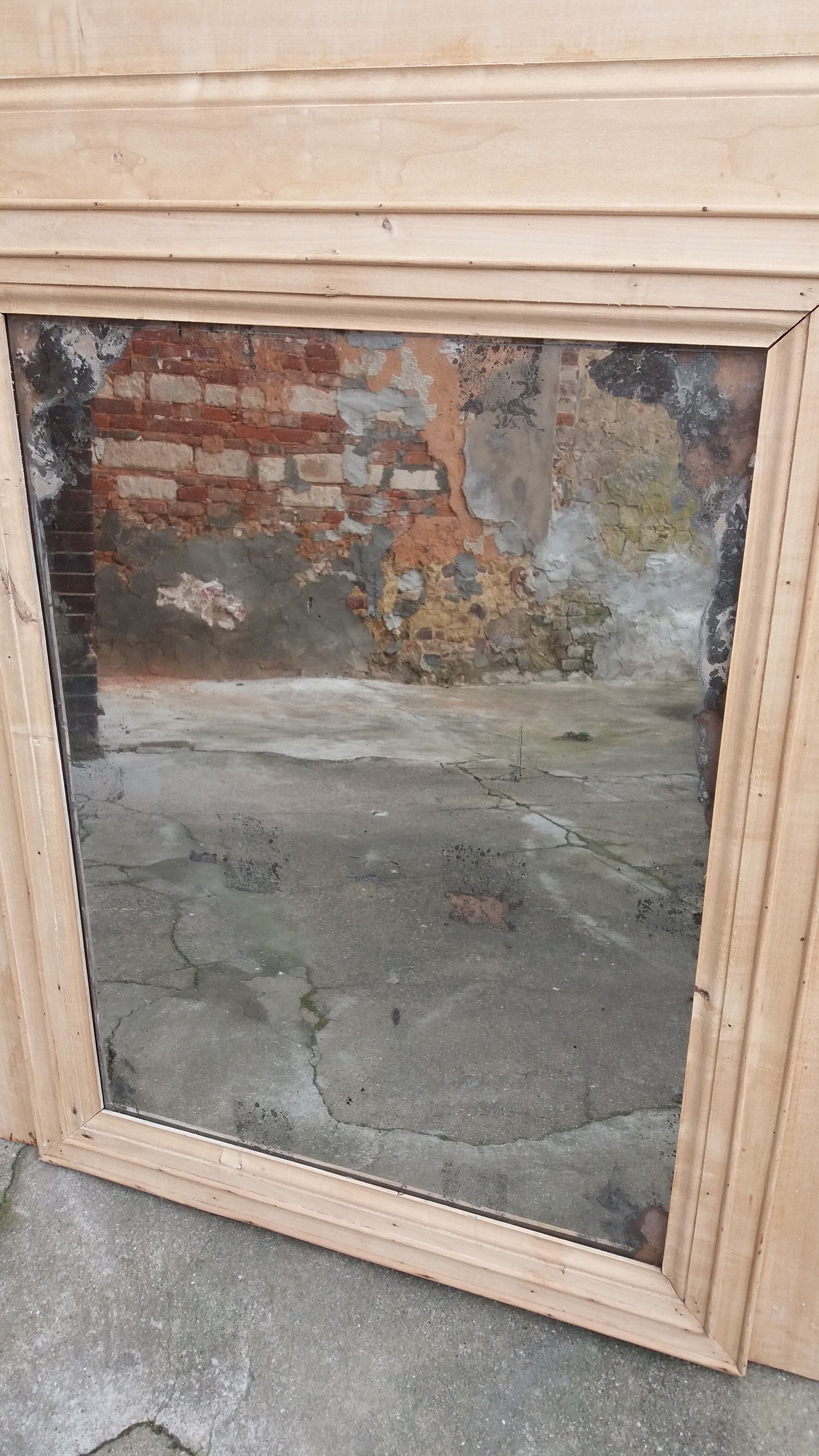 Pier Executive Board, 160 x 138 cm.