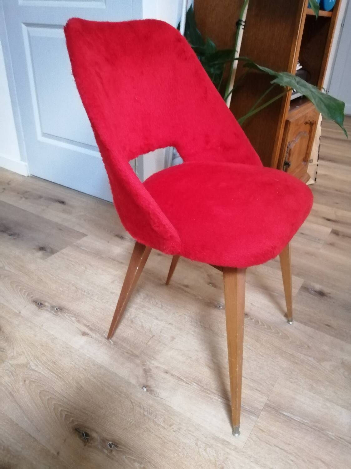 Plush chair