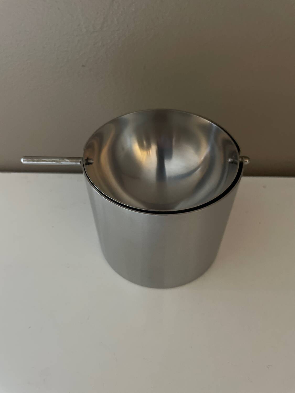 Cendrier Arne Jacobsen Stelton