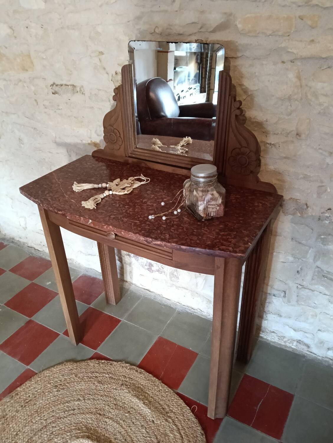 Art Deco Hairdresser