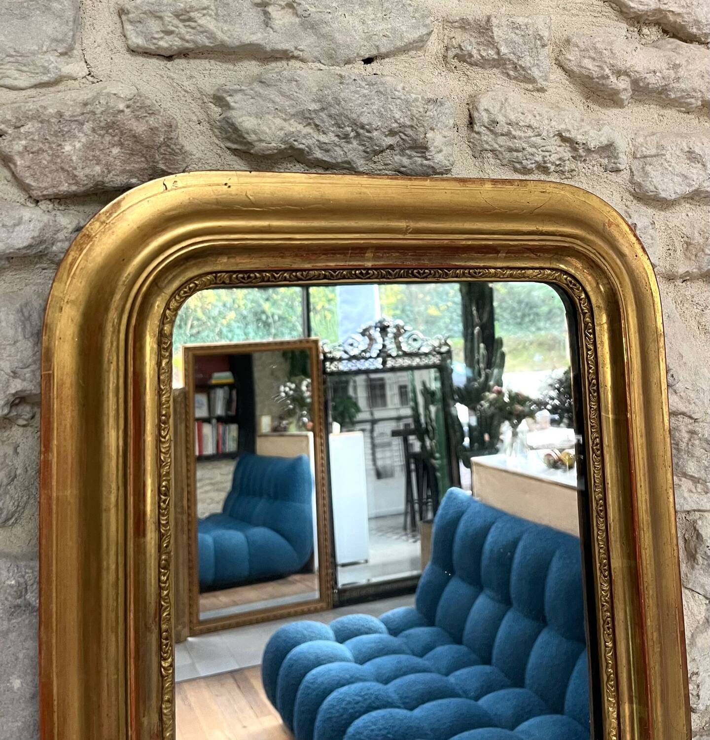 Antique mirror 42.5/36.5cm Louis-Philippe gilded with gold leaf, mercury