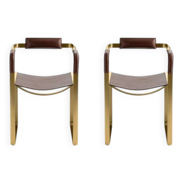 Pair of Wanderlust armchairs with backrest, brown and brass.