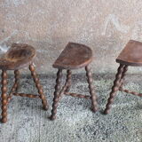 Lot 3 rustic tripod stools in turned wood