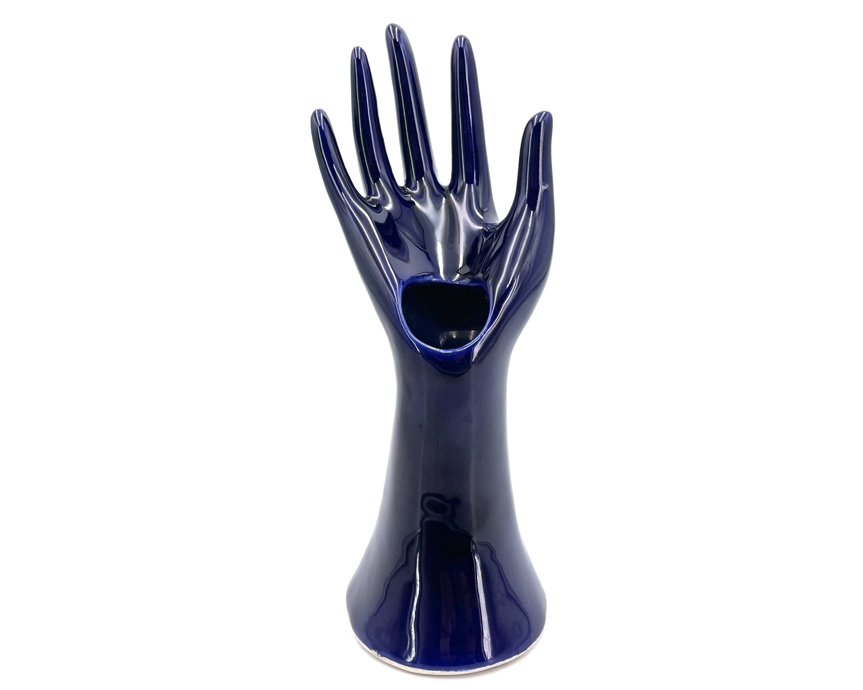 Main baguier vase en porcelaine bleu foncé, années 70