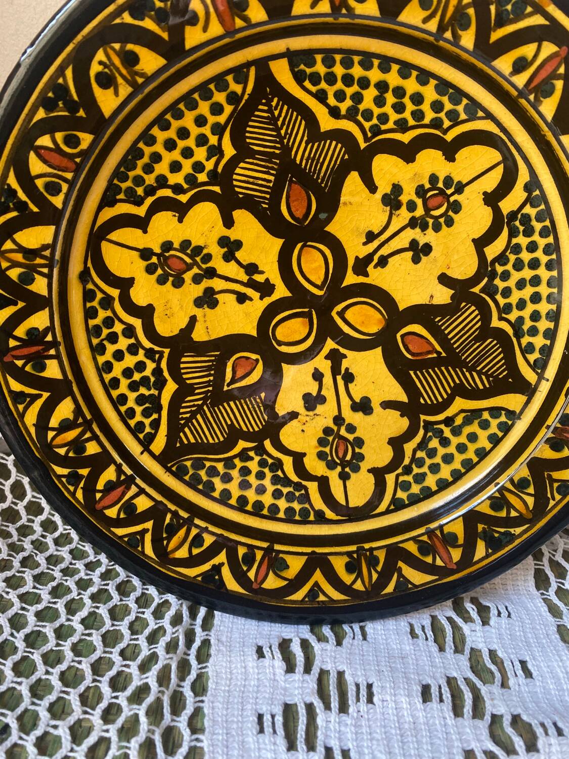 Assiette orientale colorée