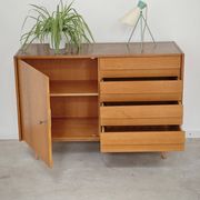 Buffet U 458 chêne clair Jiri Jiroutek pour Interier Praha 1960