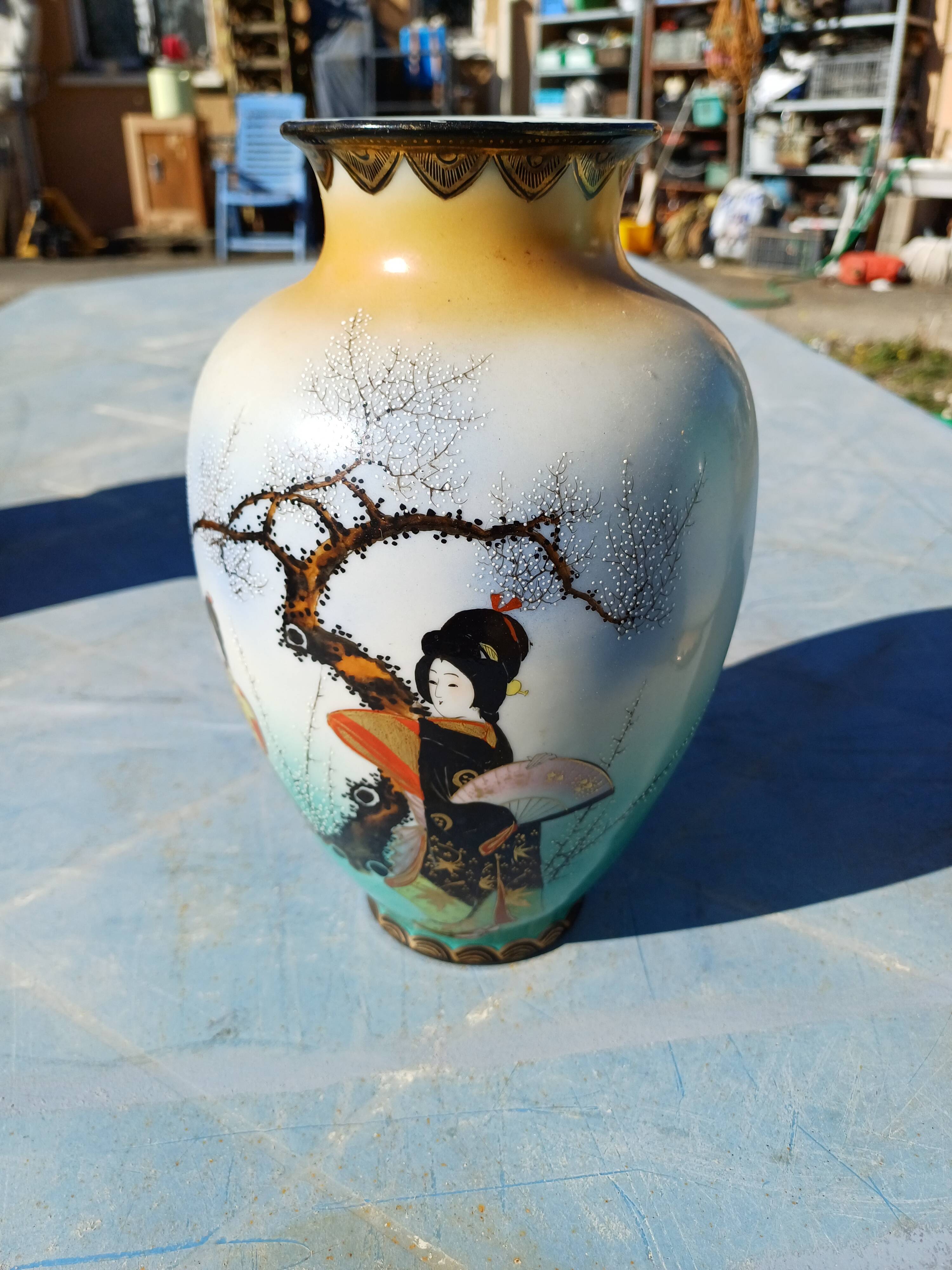 Paire de vases japonisants