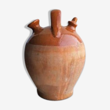 Oil jar in sandstone