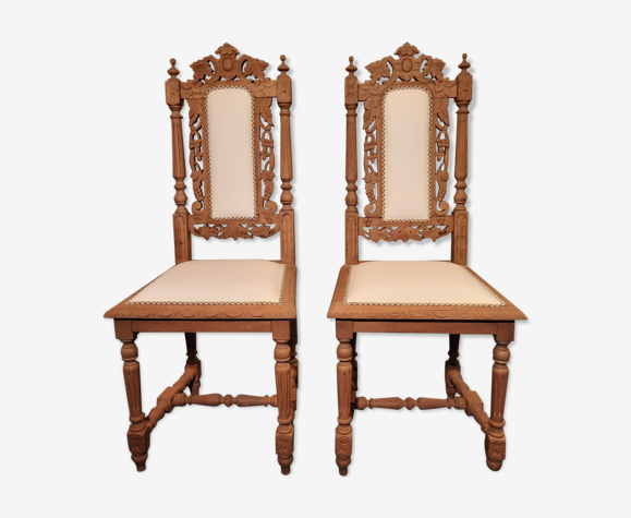 Chaises en bois classique