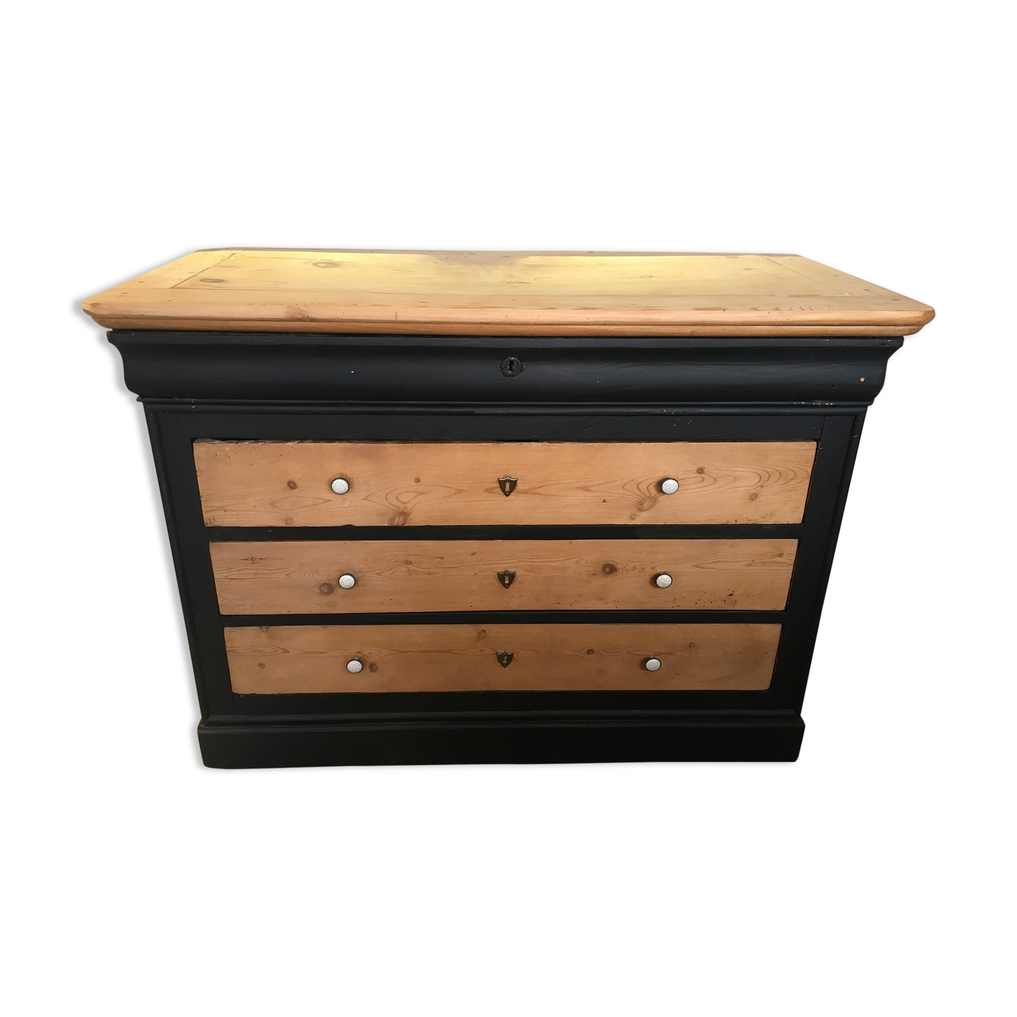 Commode d’hôtel