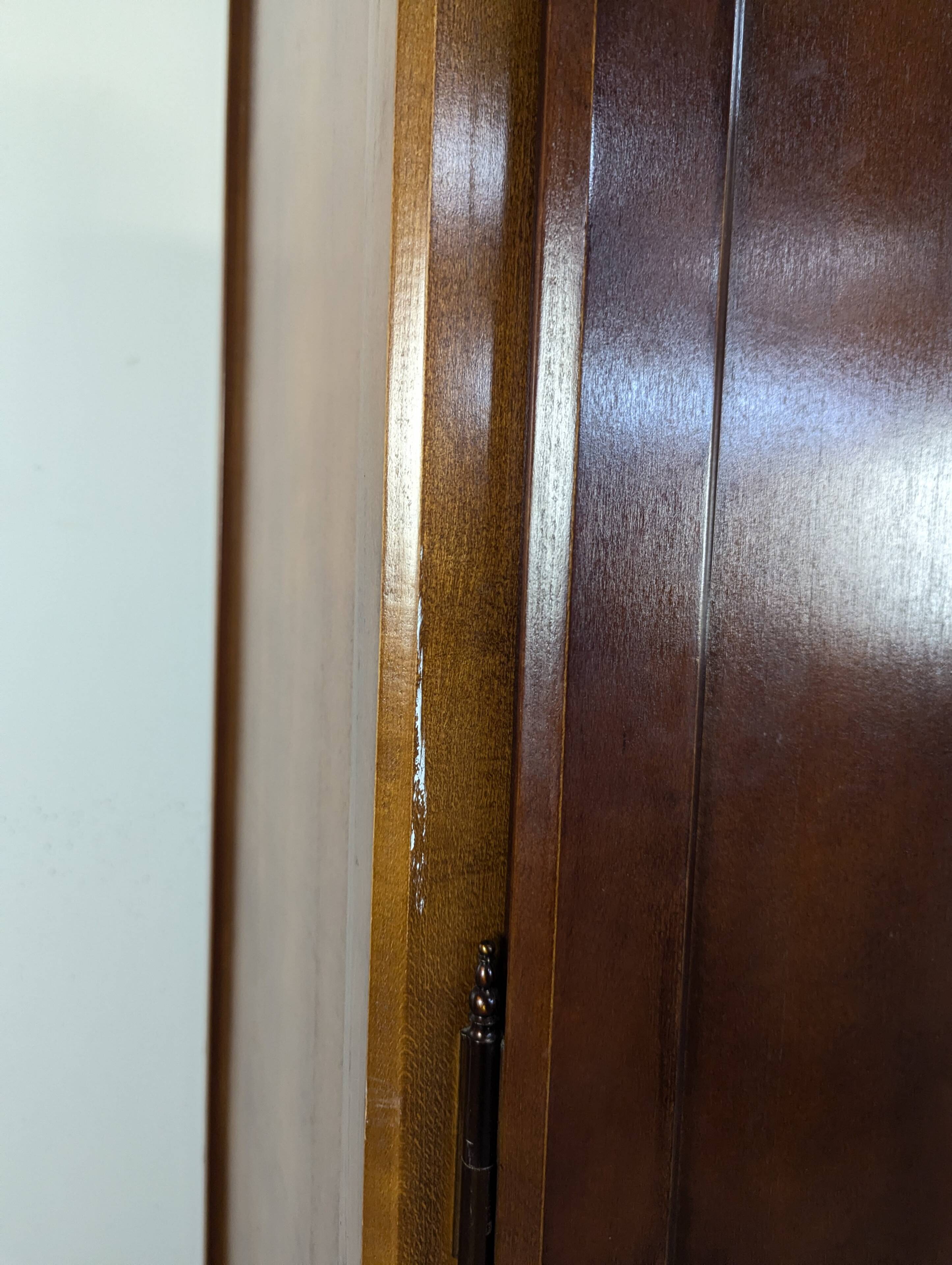 Armoire de style Louis Philippe en merisier