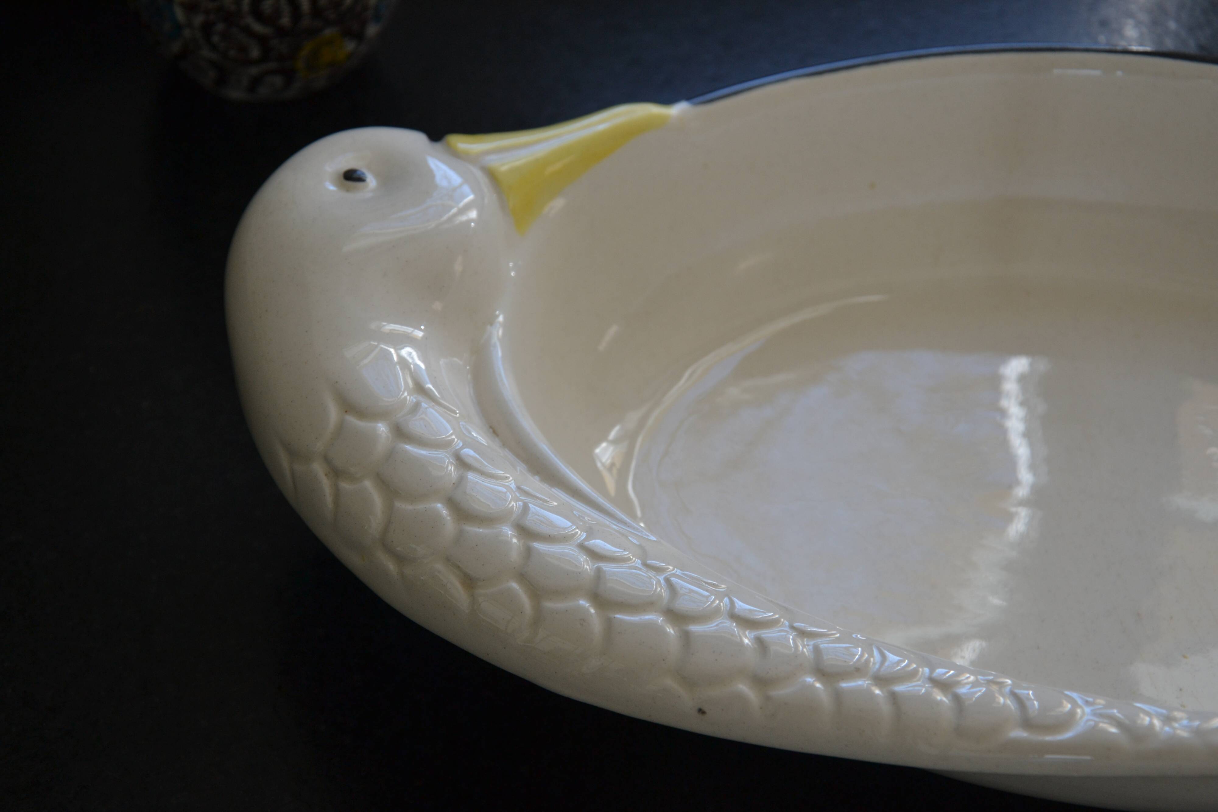 Italian earthenware fruit dish/basket