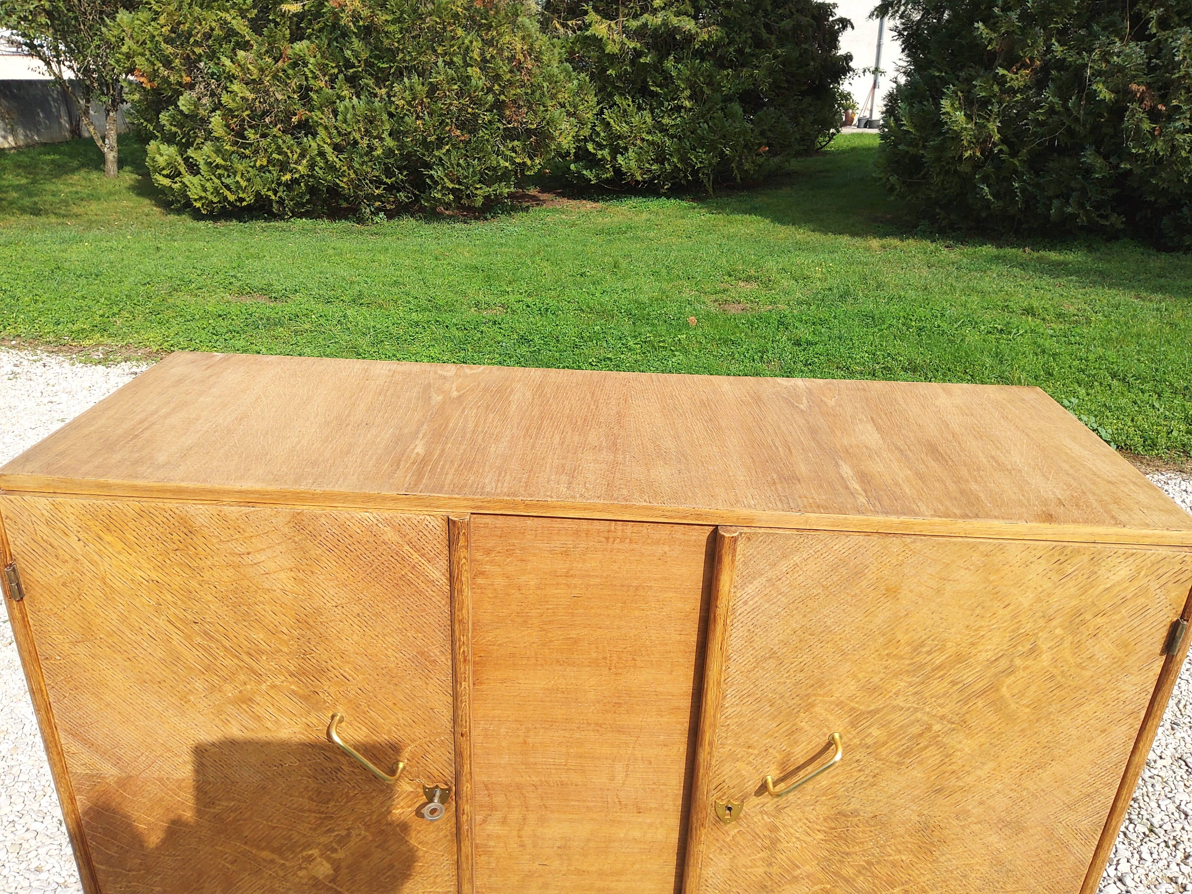 Sideboard
